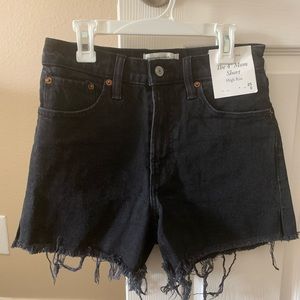 Black High Rise 4 Inch Mom Jean Shorts